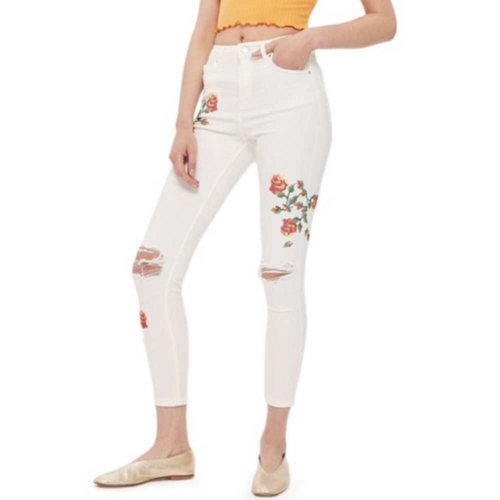 Topshop Roses Stitch Embroidered High Rise Distressed White Jeans, size 26 L30